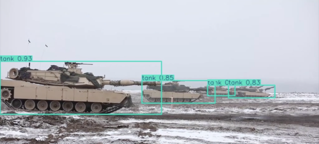 tank detection results of computer vision Yolo L model trained with 100% synthetic images